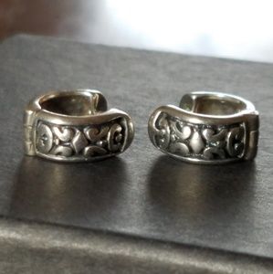 Silpada Filigree Geometric Huggie Earrings